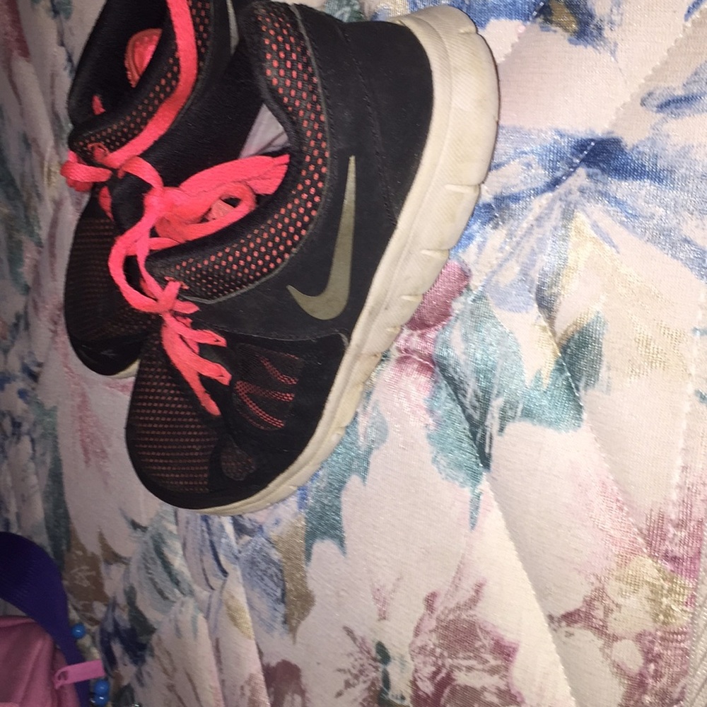 Nike shoes